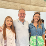 SE ROBARON CAMIONETA EN MONTE BLANCO.